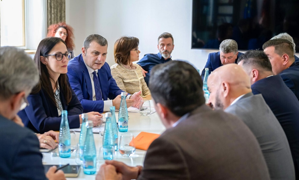 Sejko takon eksportuesit: Forcimi i lekut vjen nga ekonomia reale